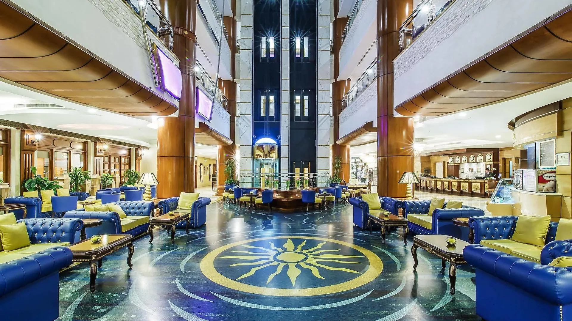 Grand Excelsior Hotel - Bur Dubái