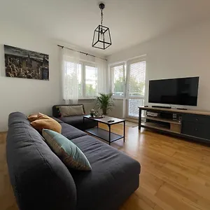 https://wilda-apartment-16.poznan-hotels.com