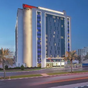 Hotel Hampton By Hilton Airport ***