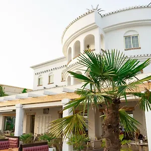 ** Hotel Yucas España