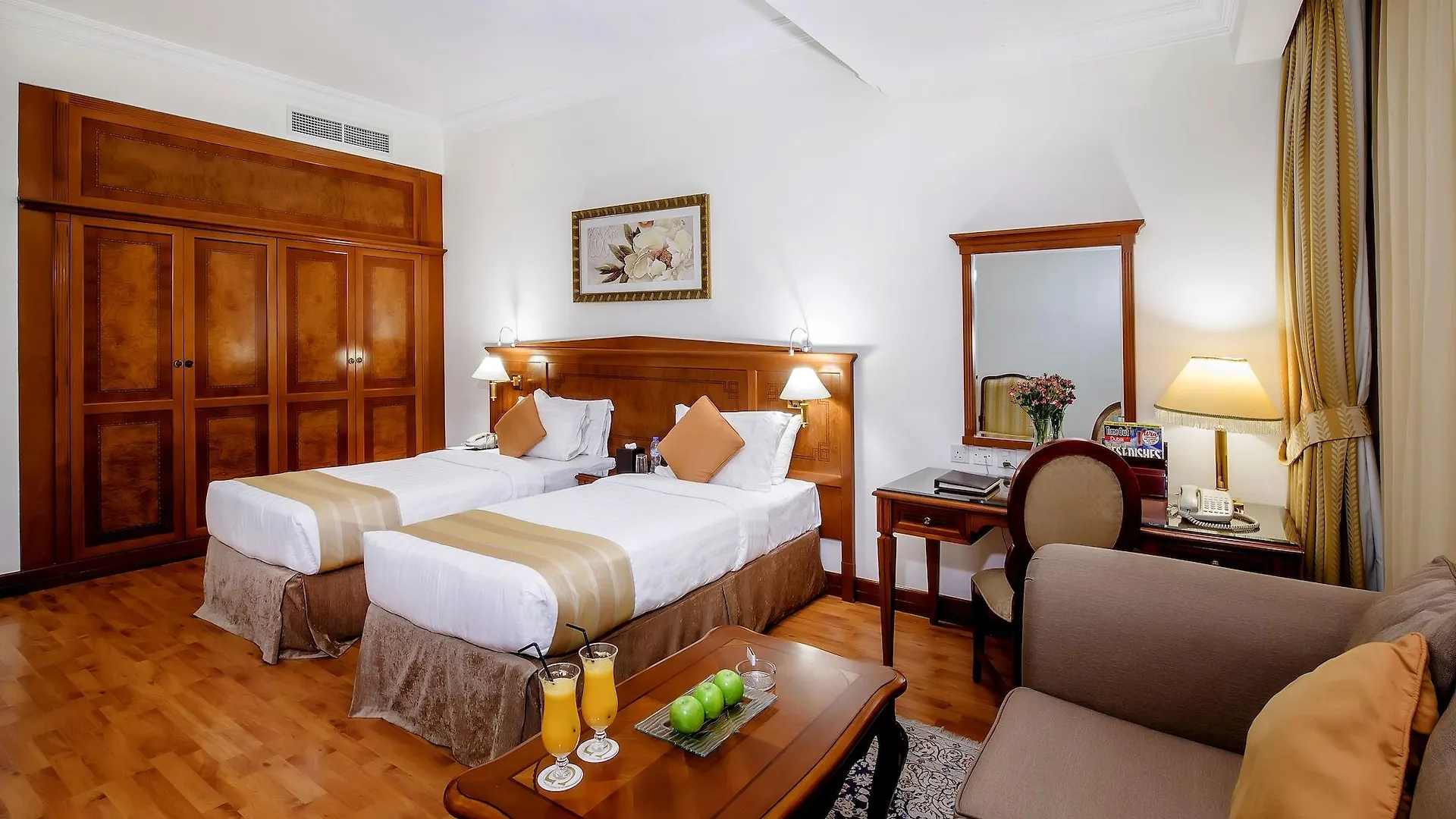 Grand Excelsior Hotel - Bur Dubai
